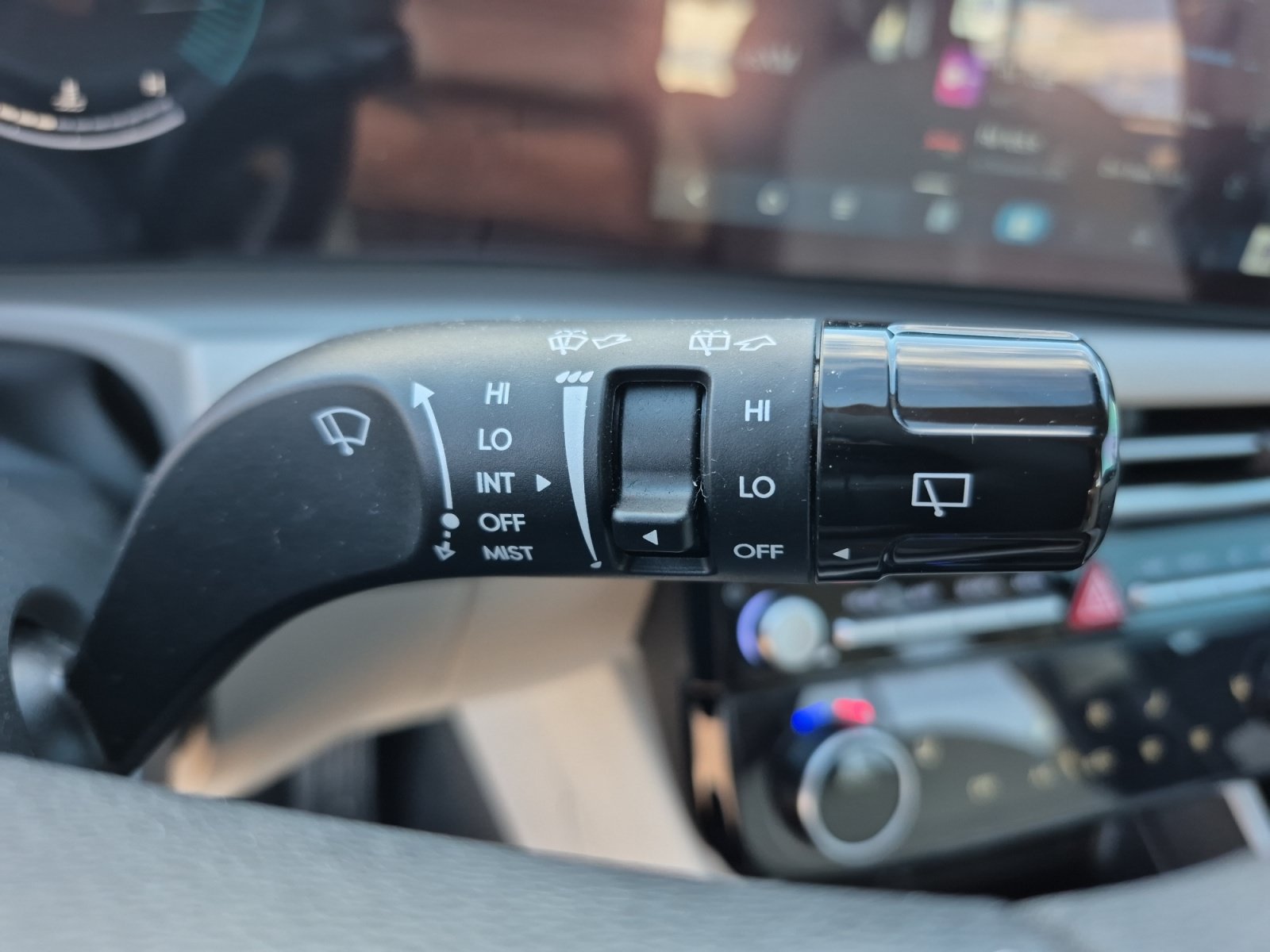 Used 2025 Hyundai Tucson SEL AWD/4WD image 31