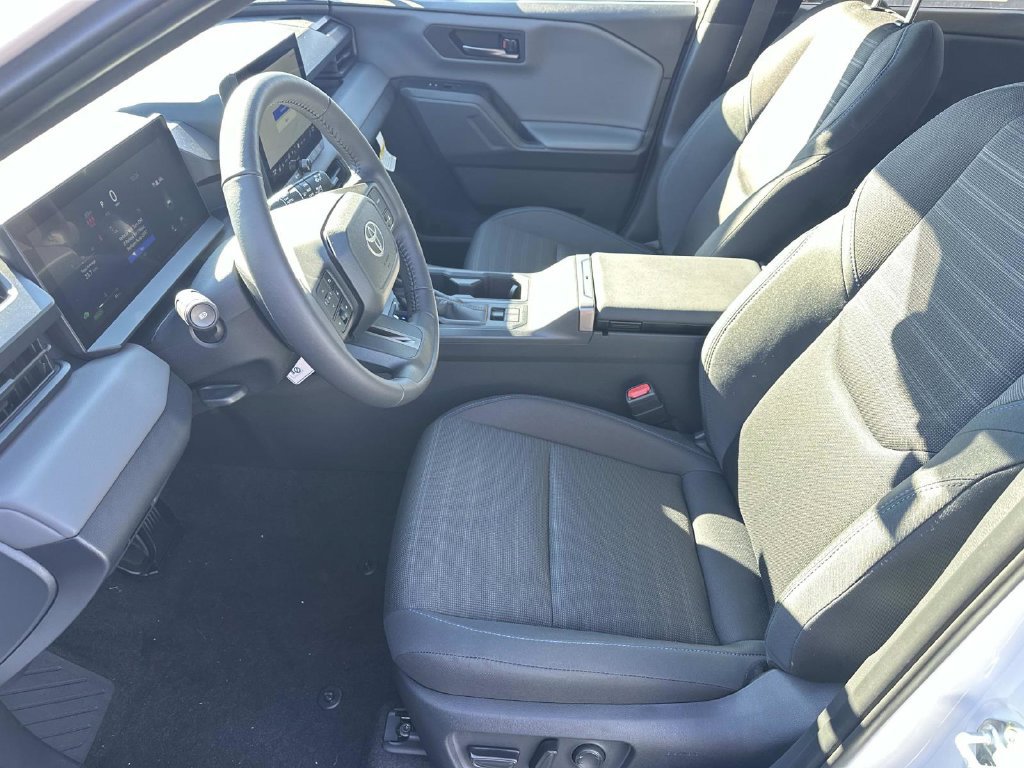 New 2026 Toyota RAV4 SE AWD/4WD image 18