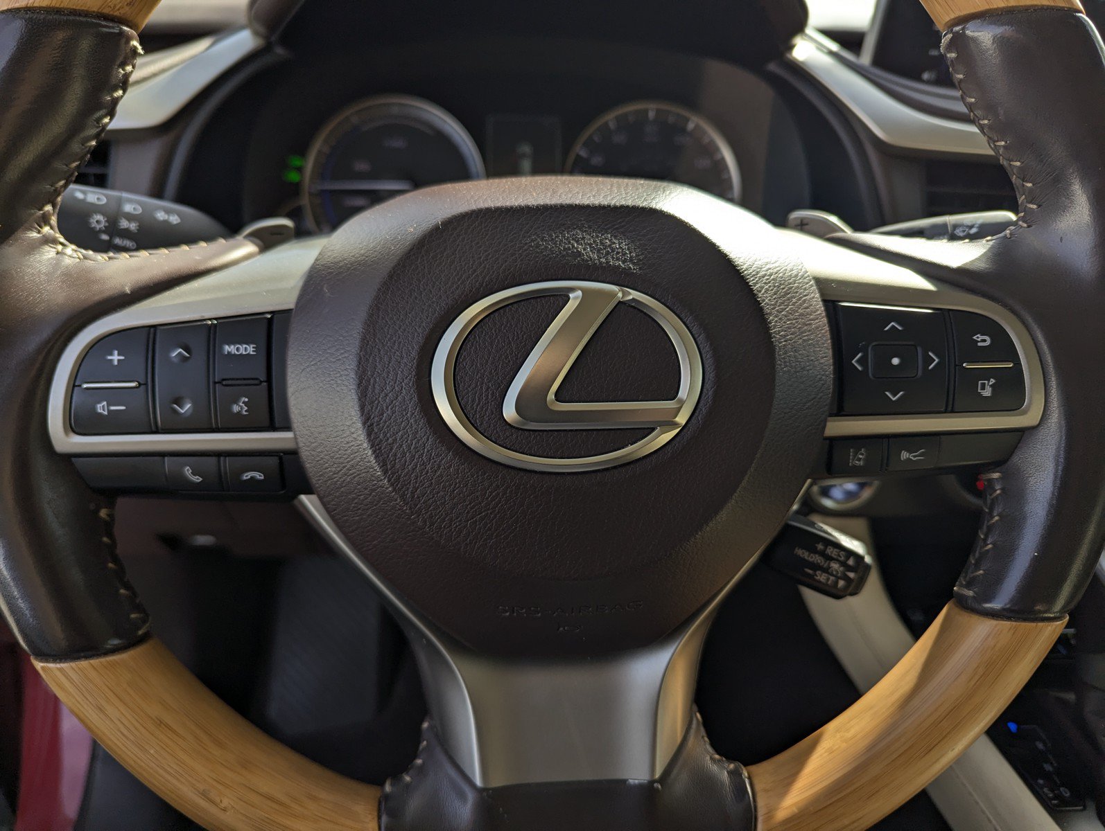 Used 2020 Lexus RX 450h AWD w/ Premium Package image 10