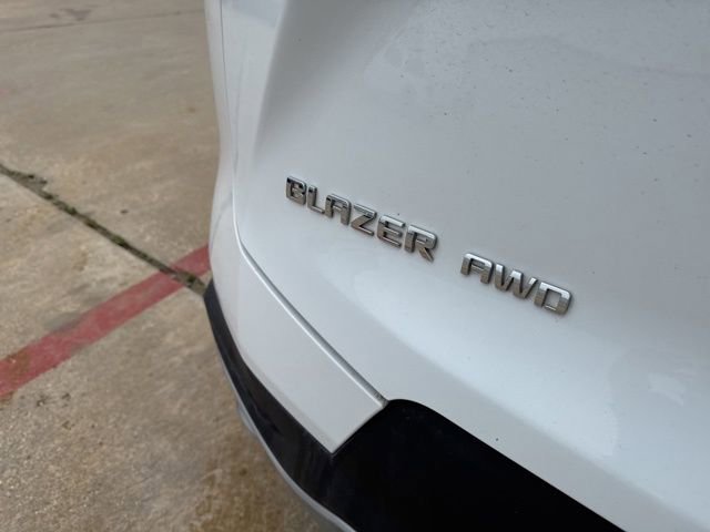 Used 2025 Chevrolet Blazer LT AWD/4WD image 10