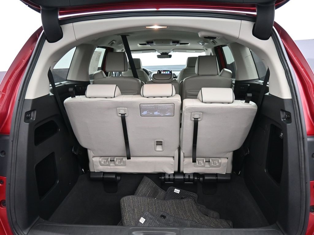 Certified 2025 Honda Odyssey Touring image 24