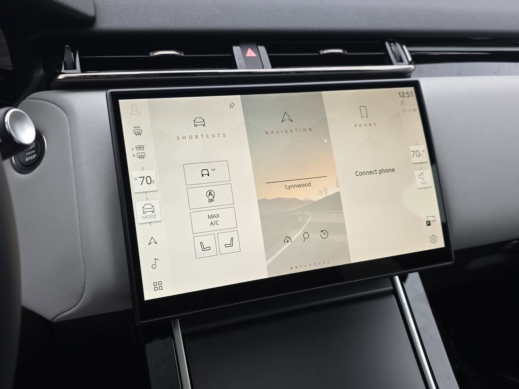New 2026 Land Rover Range Rover Velar S AWD/4WD image 21