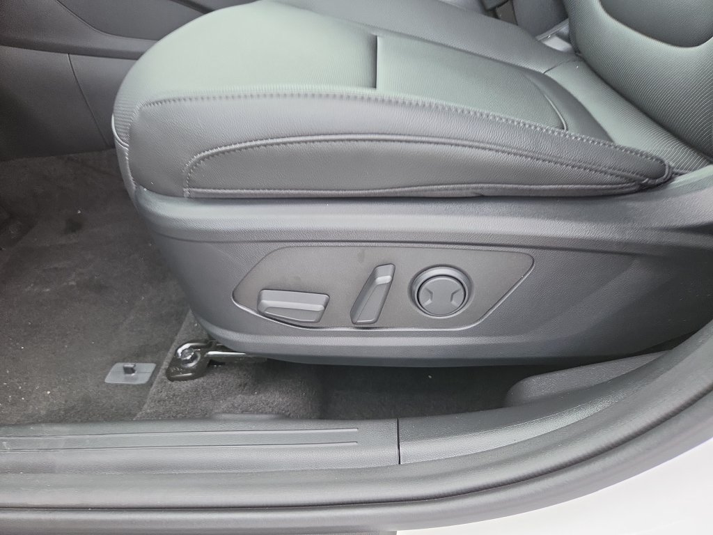 New 2026 Hyundai Tucson SEL Plus FWD image 12