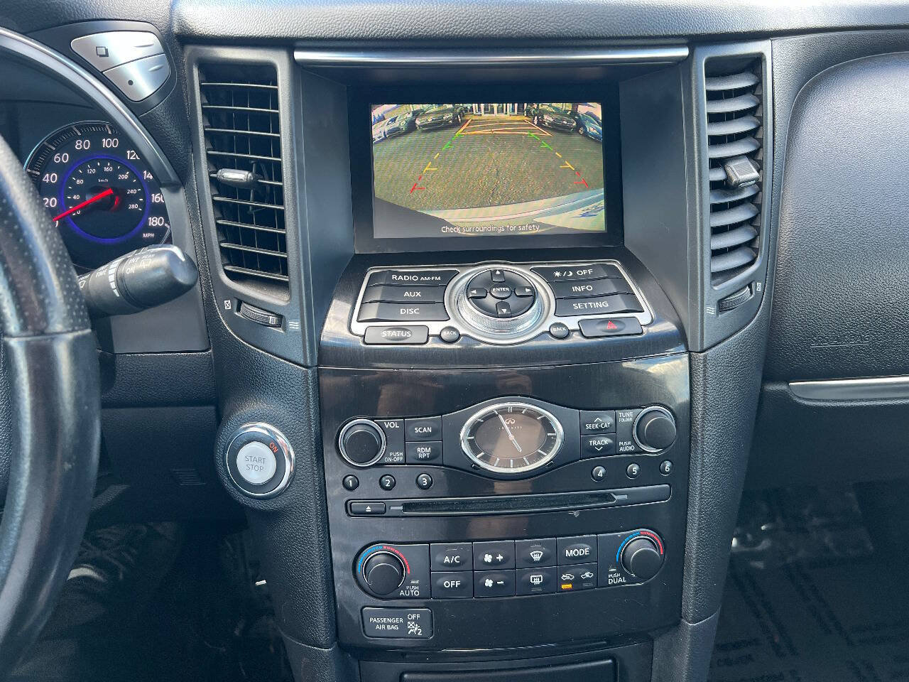 Used 2010 INFINITI FX35 AWD w/ Premium Pkg image 34