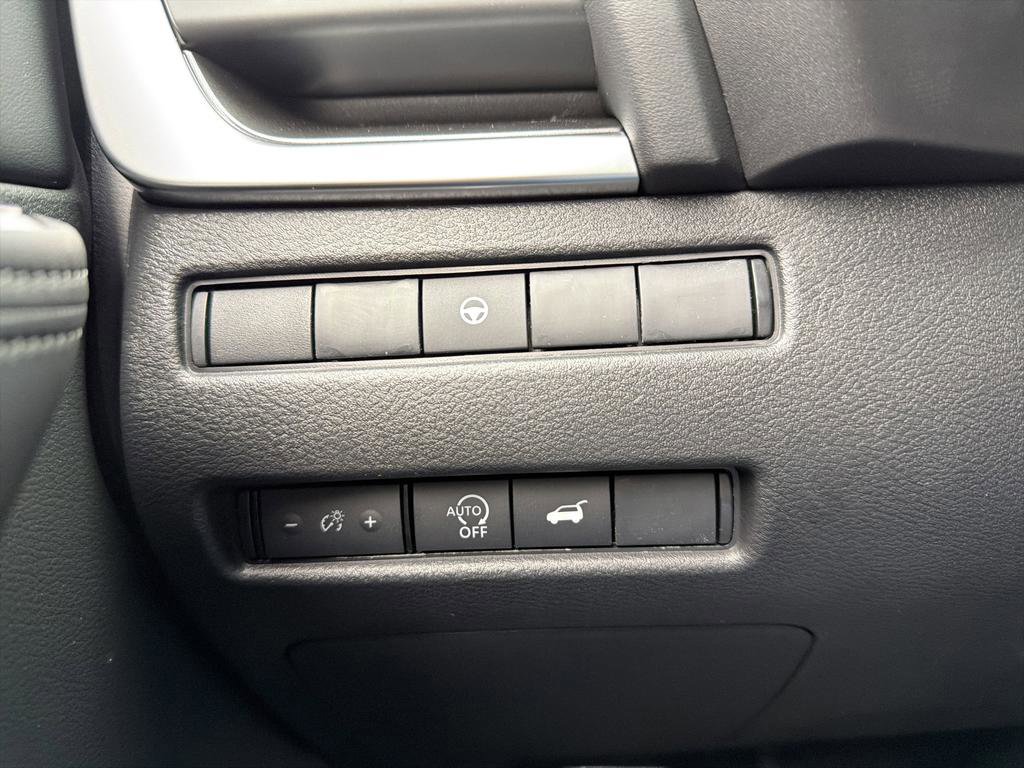 New 2026 Nissan Rogue SV w/ Cold Weather Package image 22