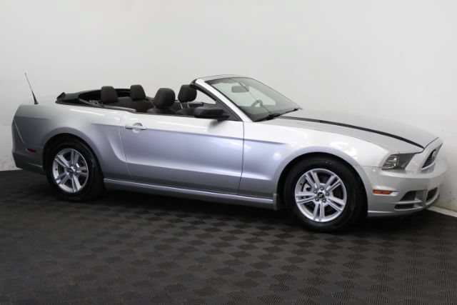 Used 2014 Ford Mustang Convertible w/ Equipment Group 102A RWD image 10
