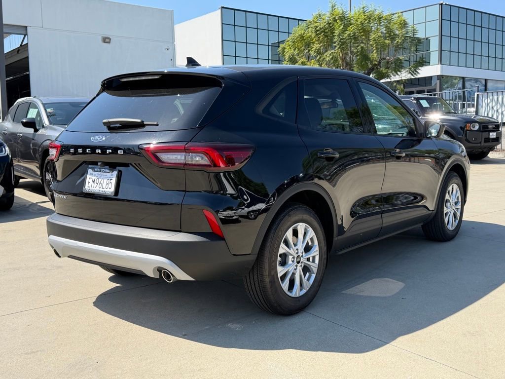 New 2025 Ford Escape Active FWD image 7