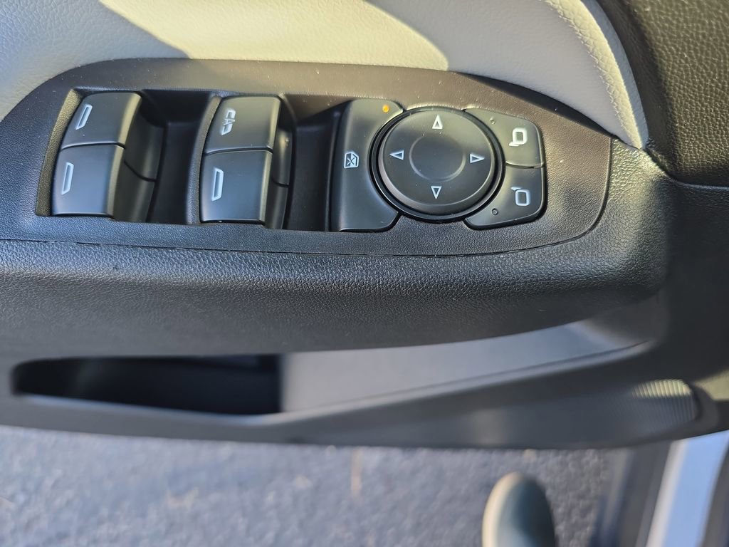 Used 2022 Chevrolet Equinox LT image 26