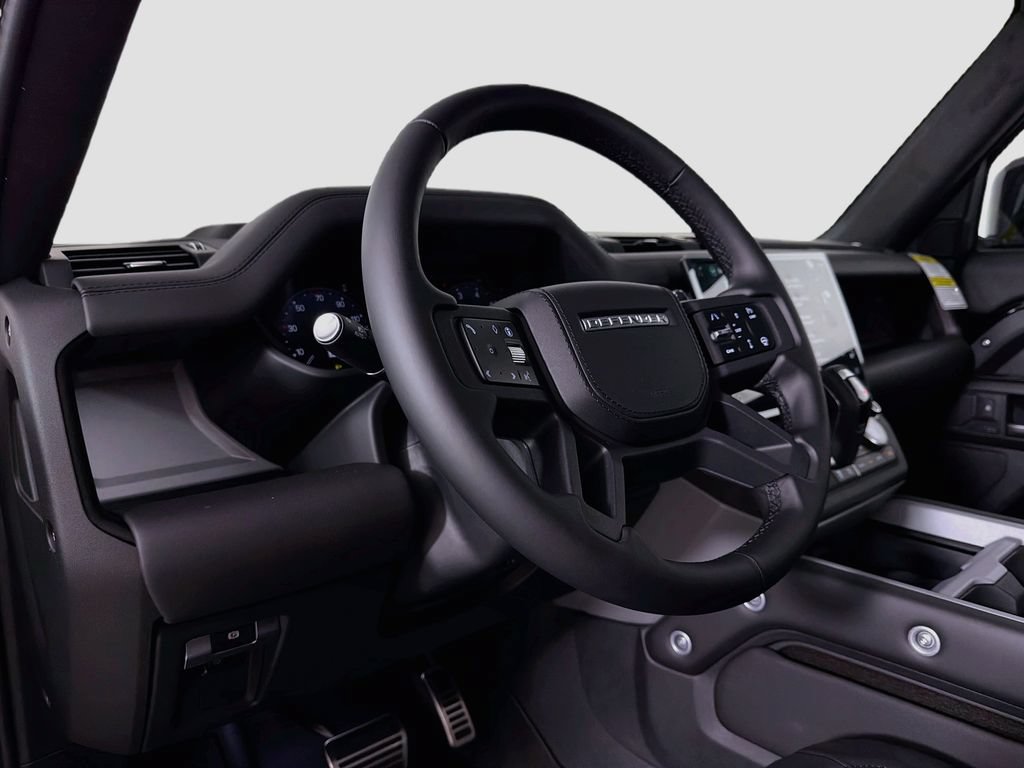 New 2026 Land Rover Defender 130 V8 AWD/4WD image 9