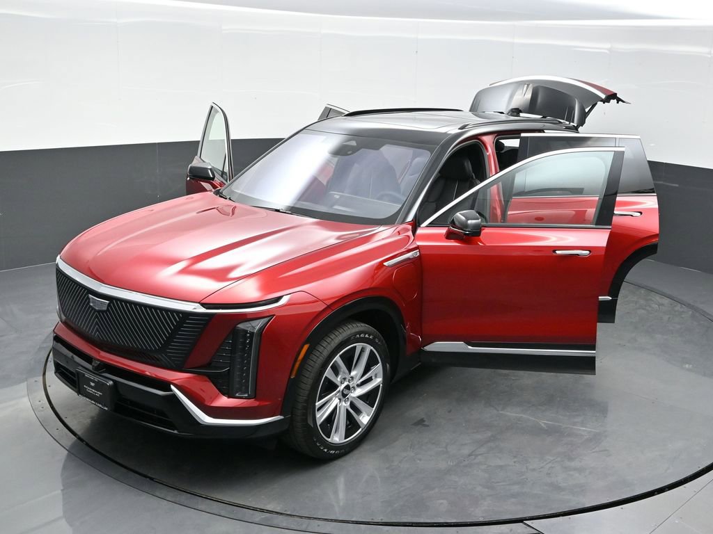 New 2026 Cadillac Vistiq Luxury w/ LPO, Floor Liner Package image 27