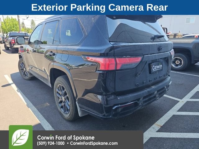 Used 2024 Toyota Sequoia Platinum AWD/4WD image 10