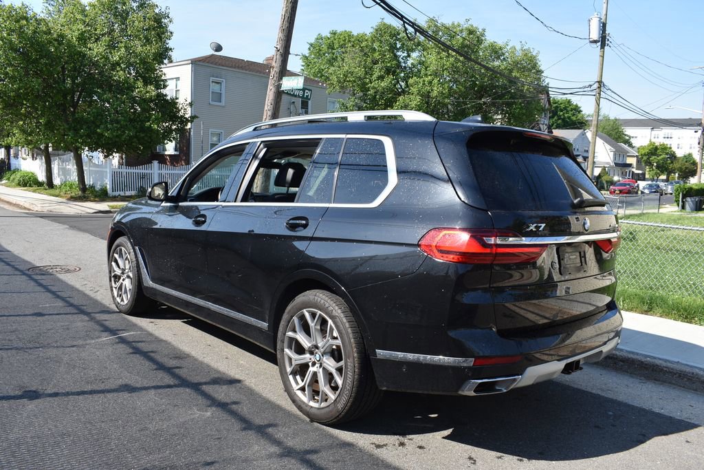 Used 2021 BMW X7 xDrive40i w/ Premium Package AWD/4WD image 7