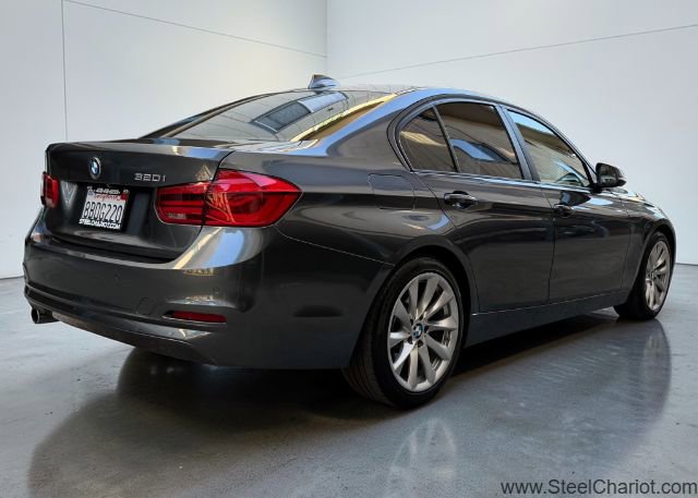 Used 2018 BMW 320i Sedan image 6