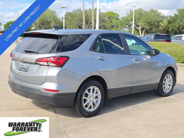 Used 2024 Chevrolet Equinox LS w/ LS Convenience Package FWD image 4