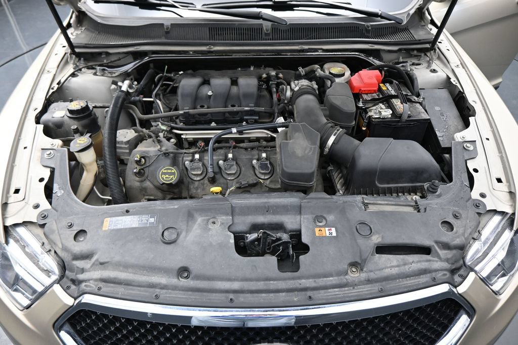 Used 2018 Ford Taurus SEL FWD image 29