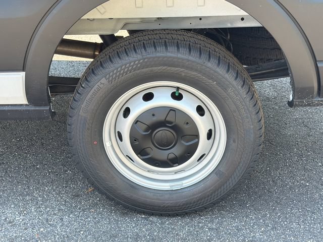 New 2026 Ford Transit 250 148 Medium Roof w/ Load Area Protection Package RWD image 20