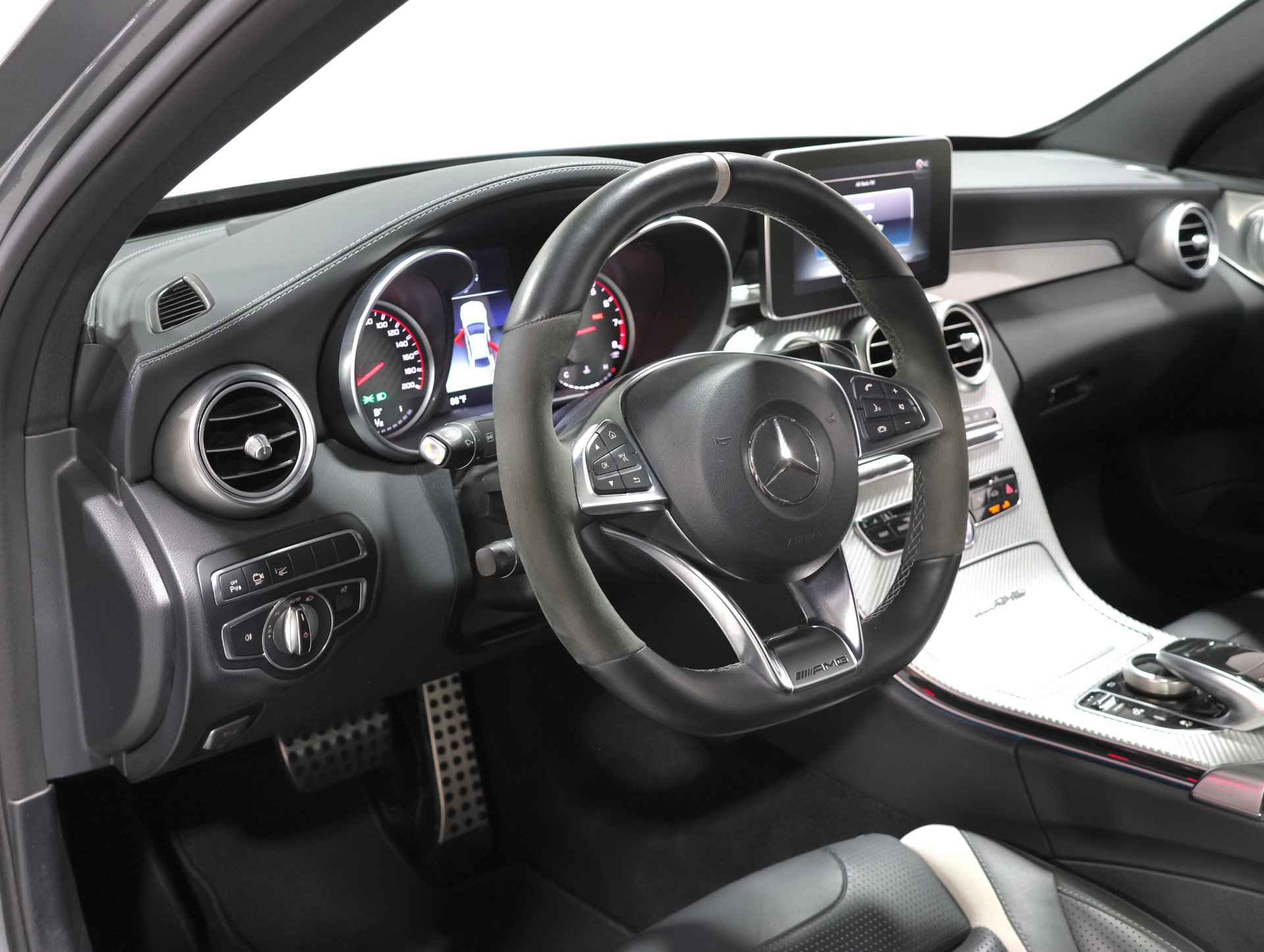 Used 2018 Mercedes-Benz C 63 AMG S image 3