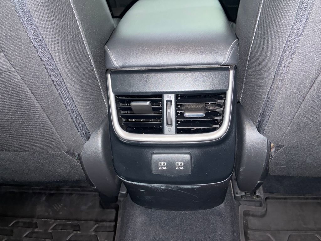 Used 2022 Subaru Outback Premium image 27