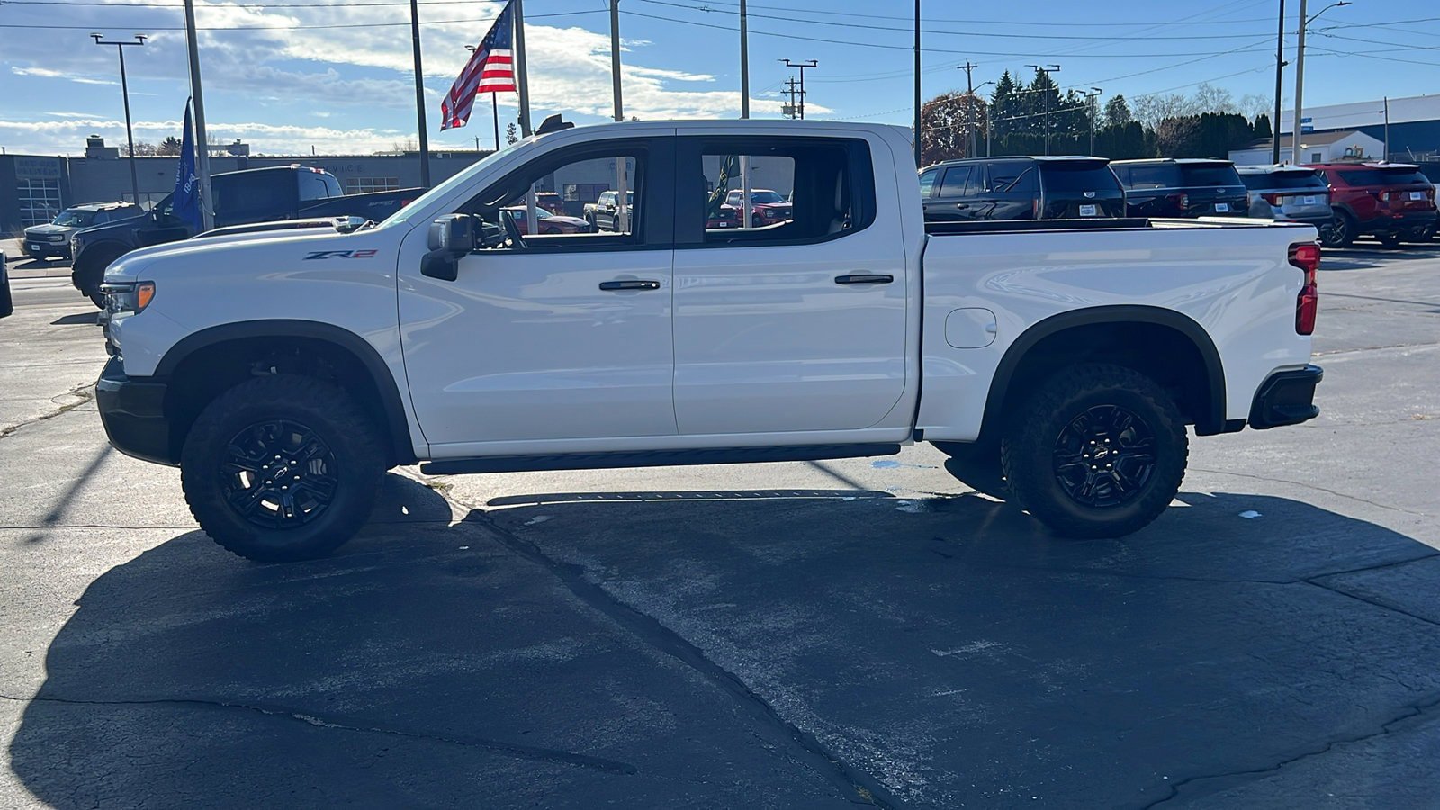 Used 2024 Chevrolet Silverado 1500 ZR2 w/ Technology Package image 9