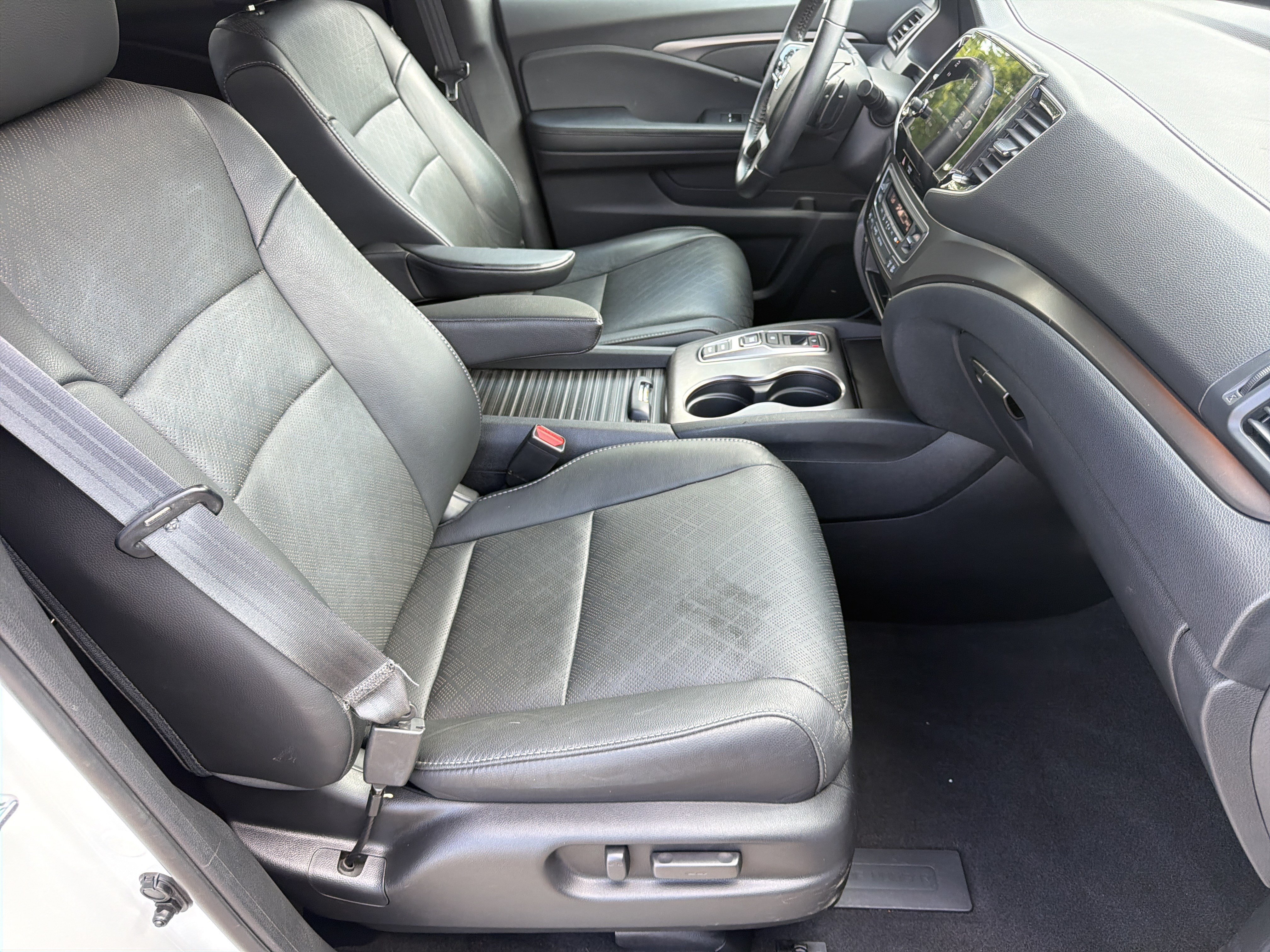 Used 2021 Honda Passport EX-L image 13