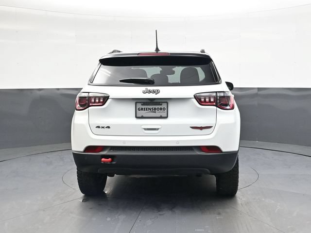 Used 2025 Jeep Compass Trailhawk AWD/4WD image 5