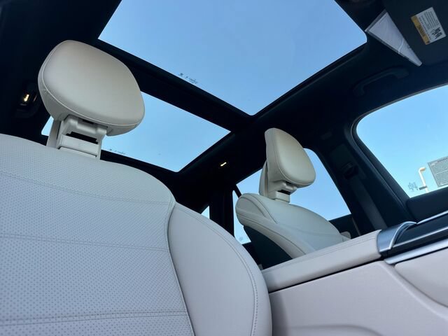 Certified 2026 Mercedes-Benz GLC 300 4MATIC image 19