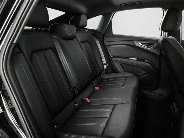 Used 2023 Audi Q4 e-tron Premium Plus w/ Premium Plus image 21