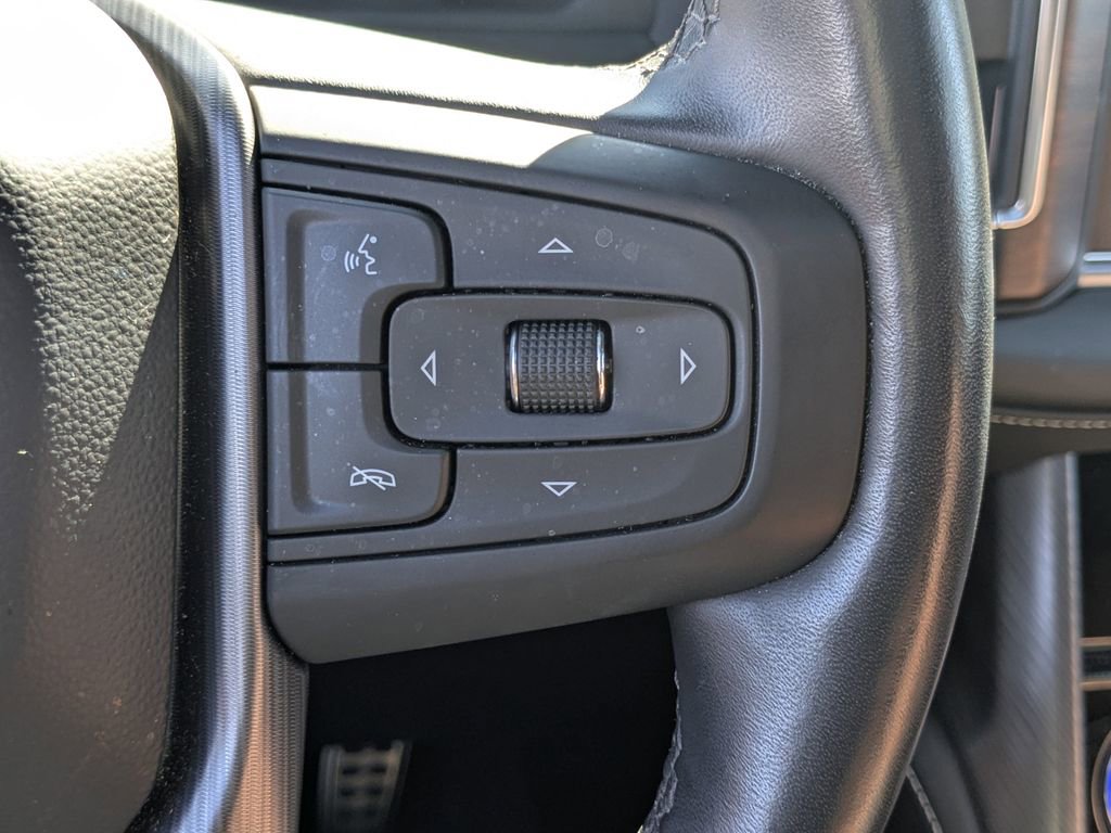 Used 2024 GMC Yukon Denali Ultimate image 16