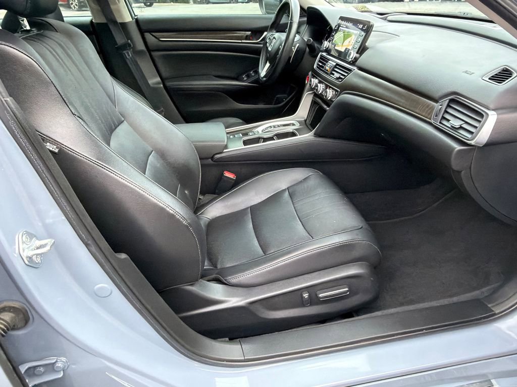 Used 2022 Honda Accord Touring image 13