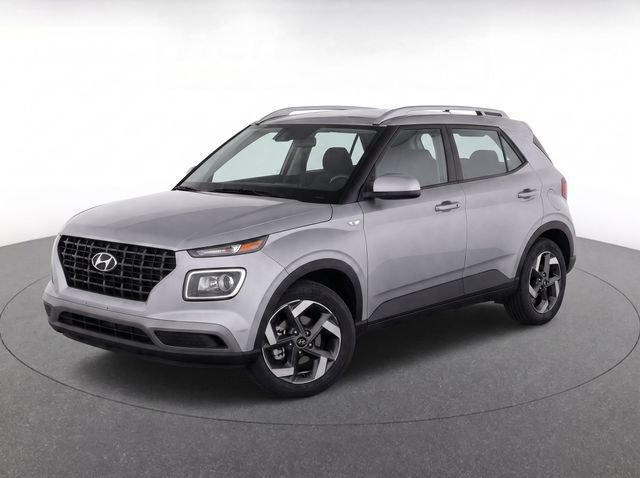Used 2025 Hyundai Venue SEL FWD image 2