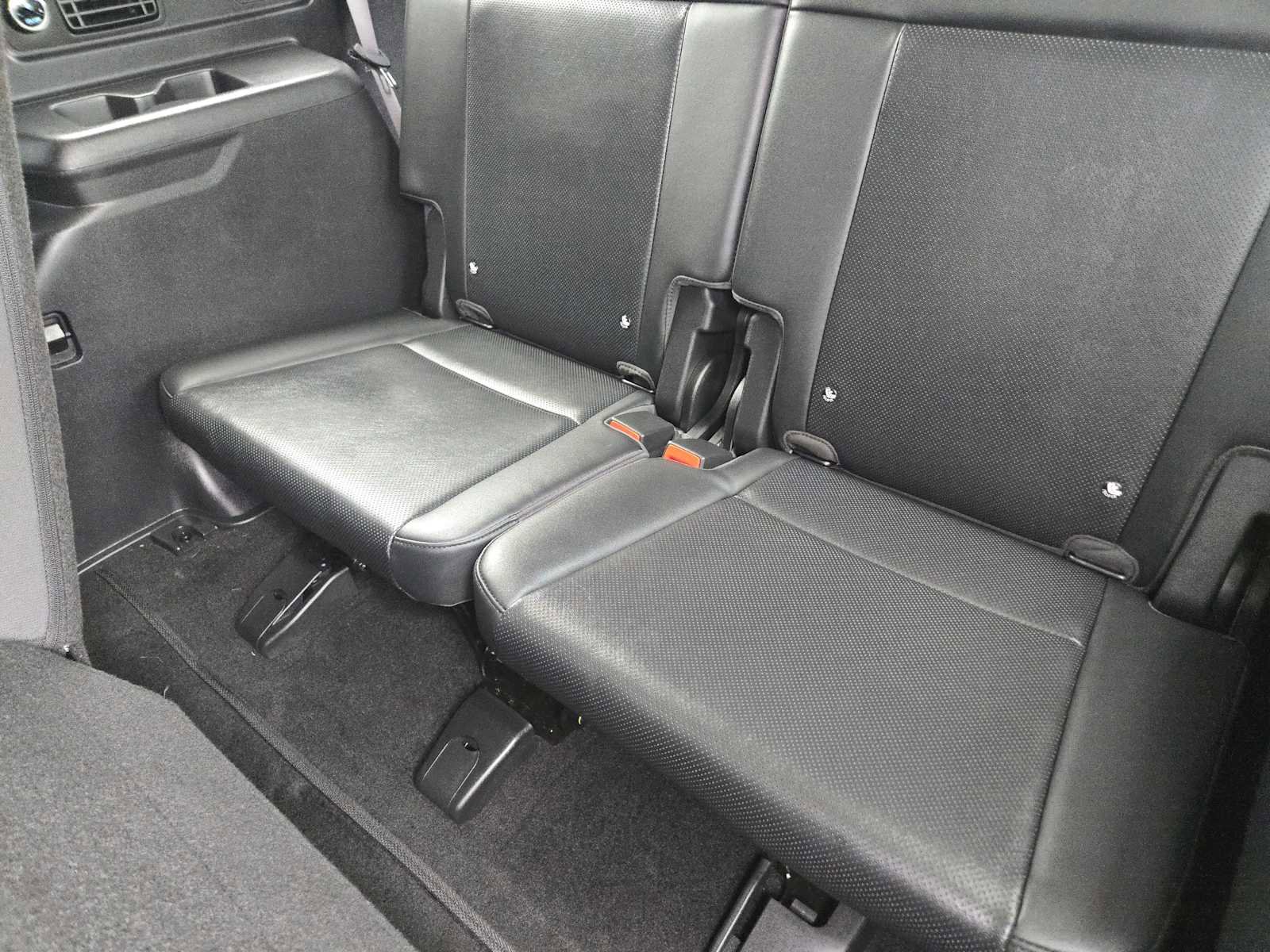 Certified 2026 Hyundai Santa Fe SEL FWD image 28
