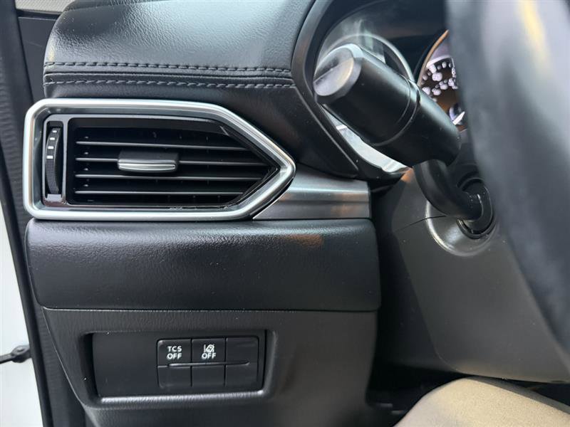Used 2019 MAZDA CX-5 Touring image 35