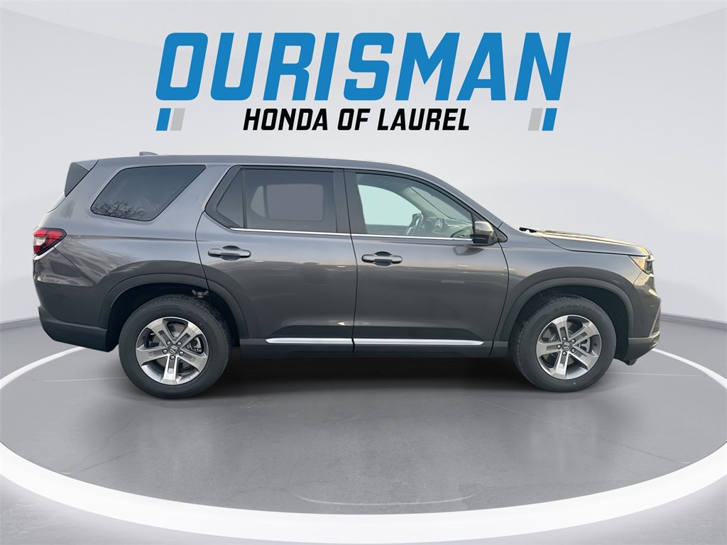 New 2025 Honda Pilot EX-L image 9