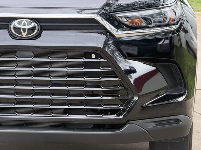 Used 2024 Toyota Grand Highlander AWD image 9
