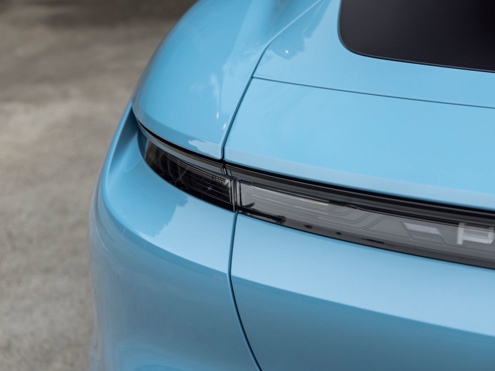 Certified 2024 Porsche Taycan RWD image 18