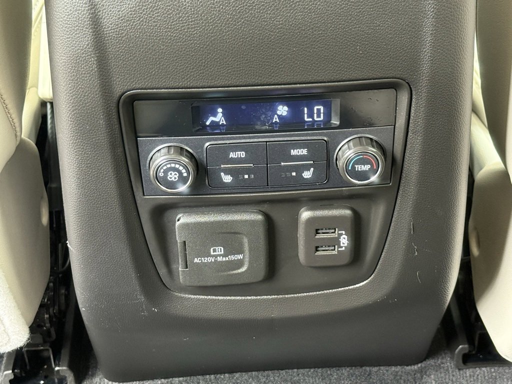 Used 2022 Buick Enclave Premium w/ Surround and Sites Package image 17