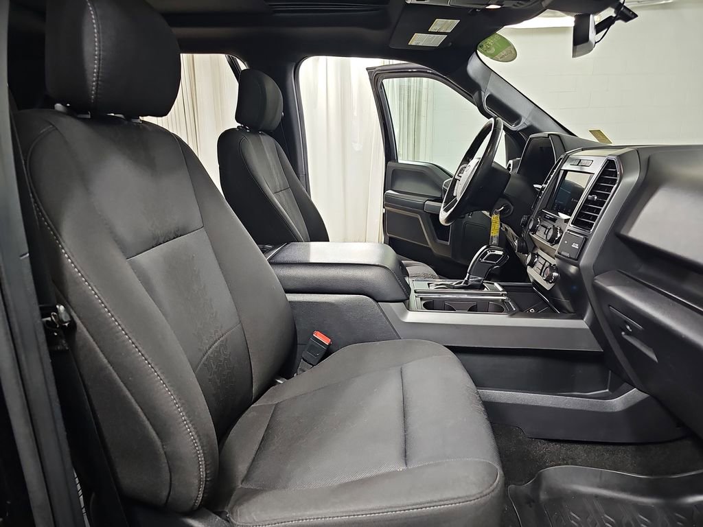 Used 2019 Ford F150 XLT w/ Equipment Group 302A Luxury AWD/4WD image 13