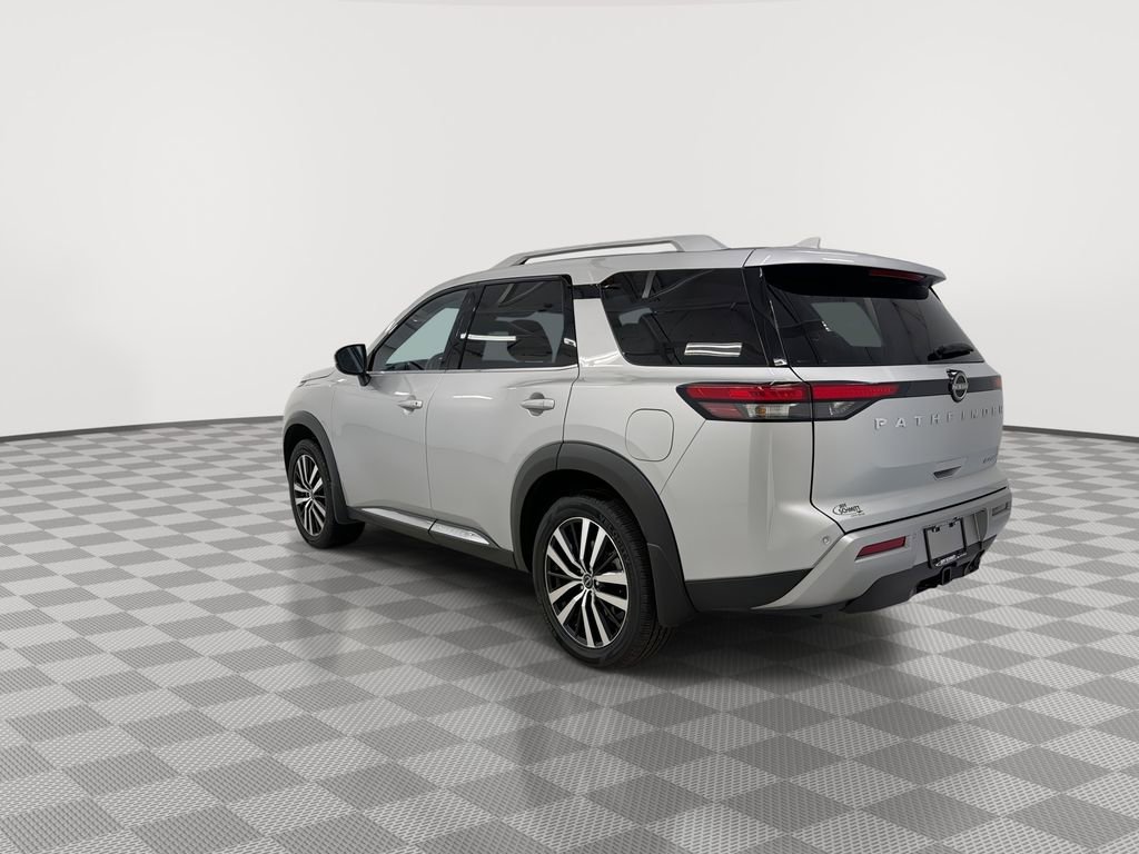 Certified 2025 Nissan Pathfinder Platinum w/ Cargo Package FWD image 8