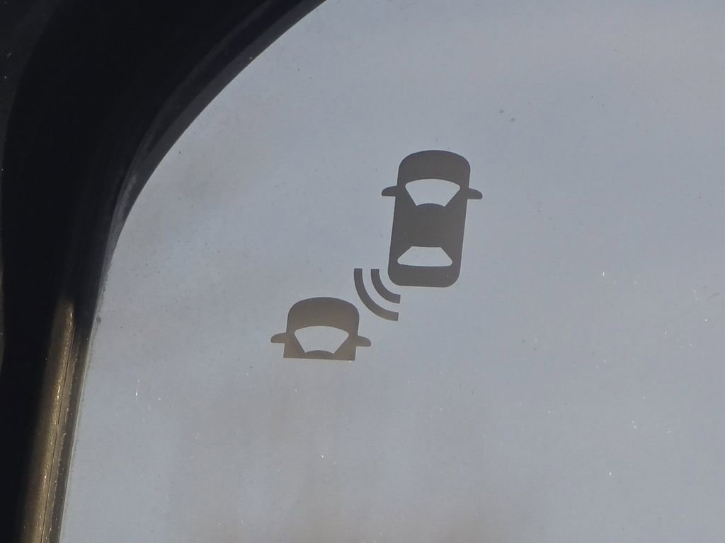 Used 2024 Honda CR-V Sport image 7