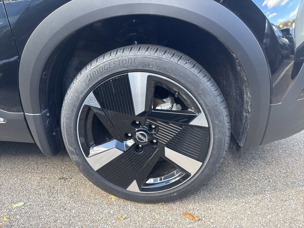 New 2026 Nissan Kicks SR w/ Cold Weather Package image 12