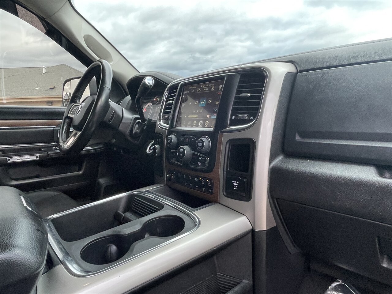 Used 2017 RAM 3500 Laramie w/ Sport Appearance Group AWD/4WD image 12