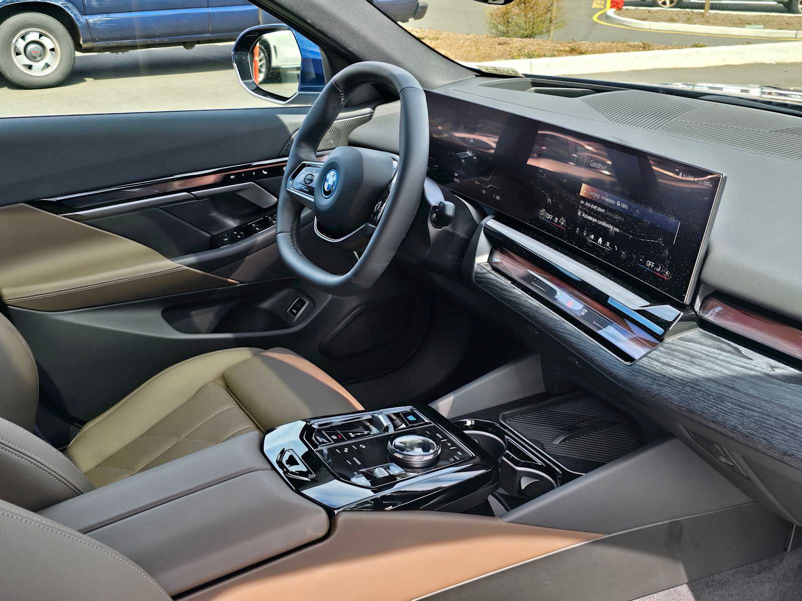 Used 2026 BMW i5 eDrive40 AWD/4WD image 10