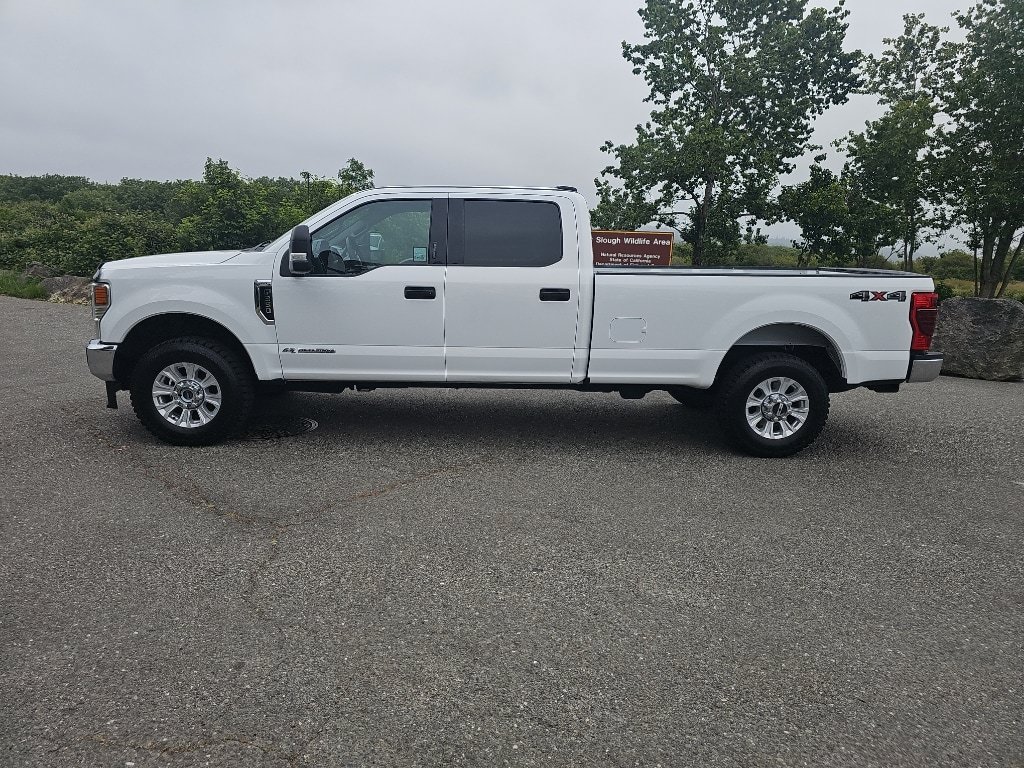 Used 2022 Ford F350 XLT w/ XLT Value Package AWD/4WD image 2