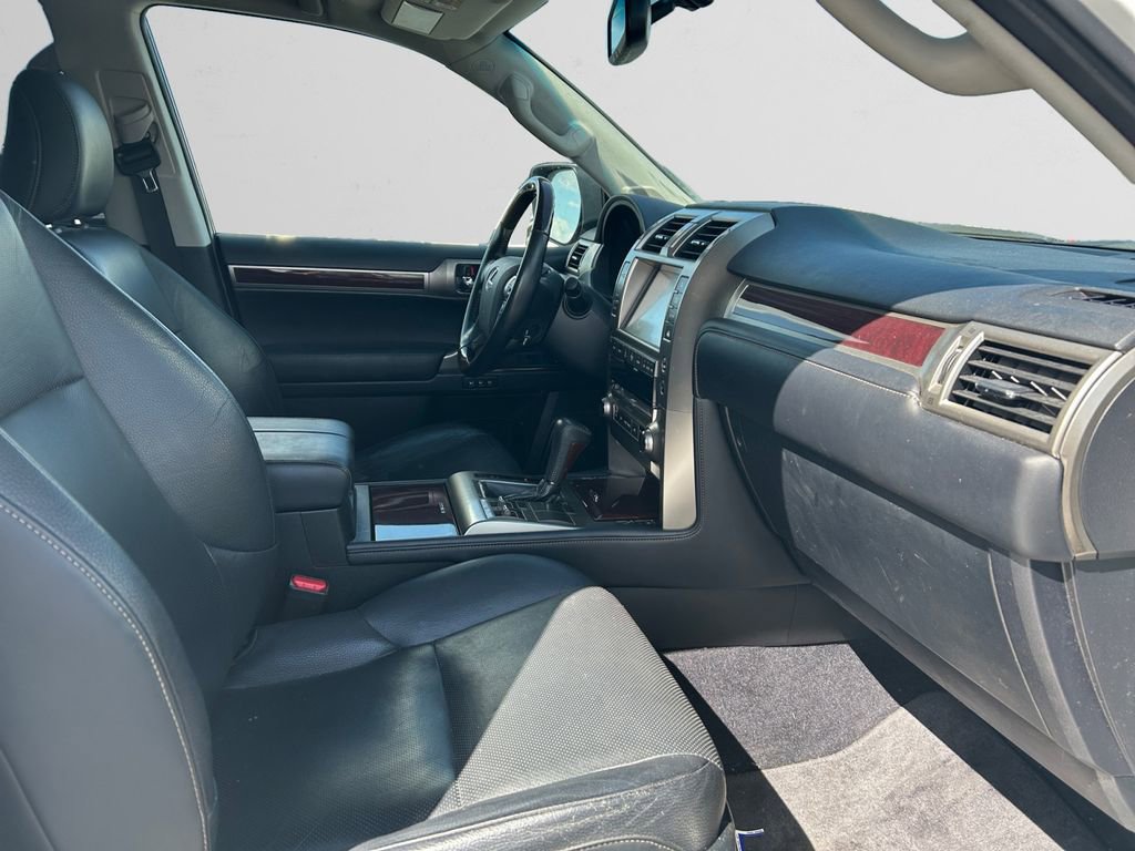 Used 2019 Lexus GX 460 Premium AWD/4WD image 16