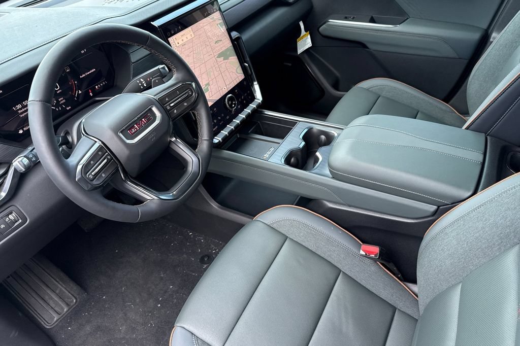 New 2027 GMC Acadia AT4 w/ Luxury Package AWD/4WD image 4