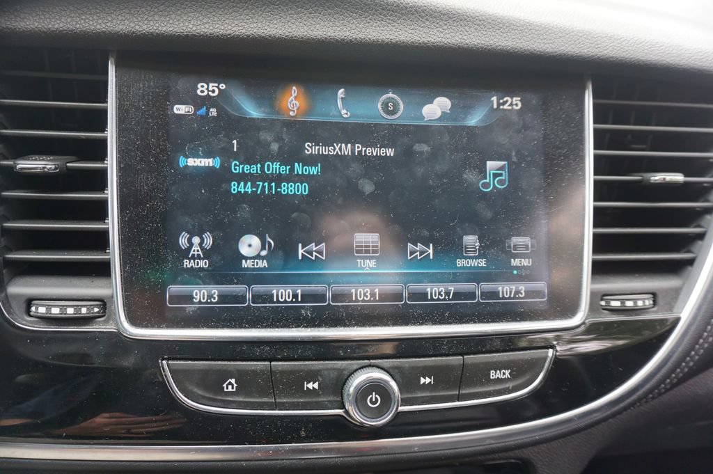 Used 2017 Buick Encore Essence FWD image 9