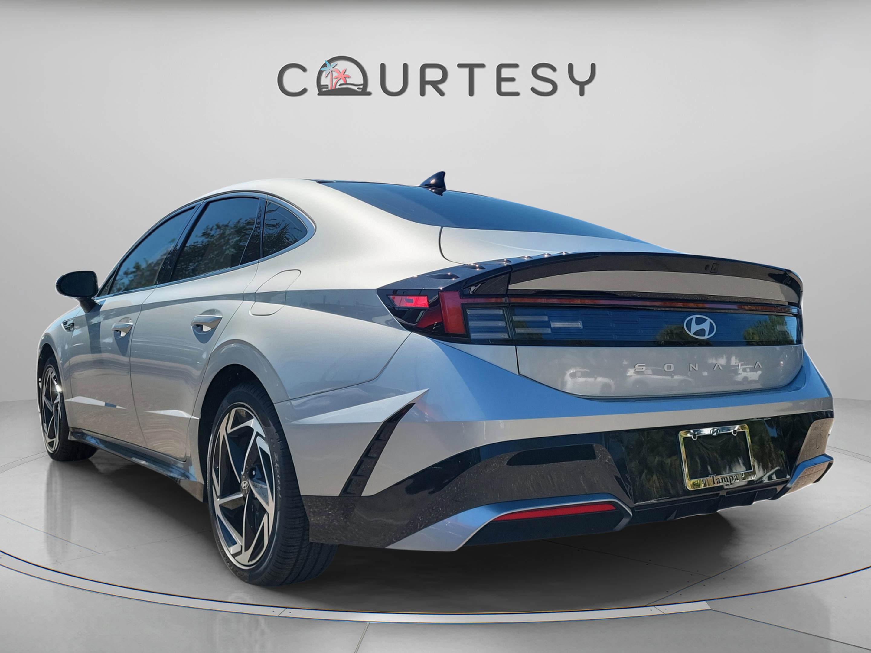 New 2025 Hyundai Sonata SEL image 3