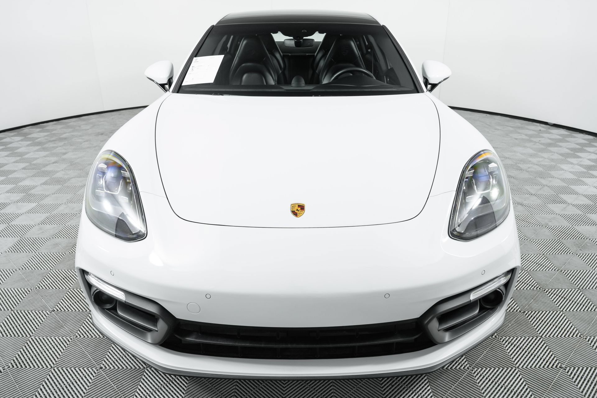 Used 2023 Porsche Panamera Platinum Edition RWD image 75