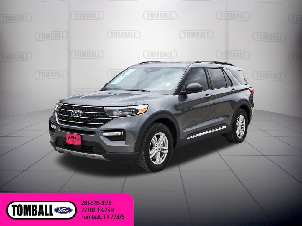 Certified 2023 Ford Explorer XLT w/ Equipment Group 202A RWD image 3