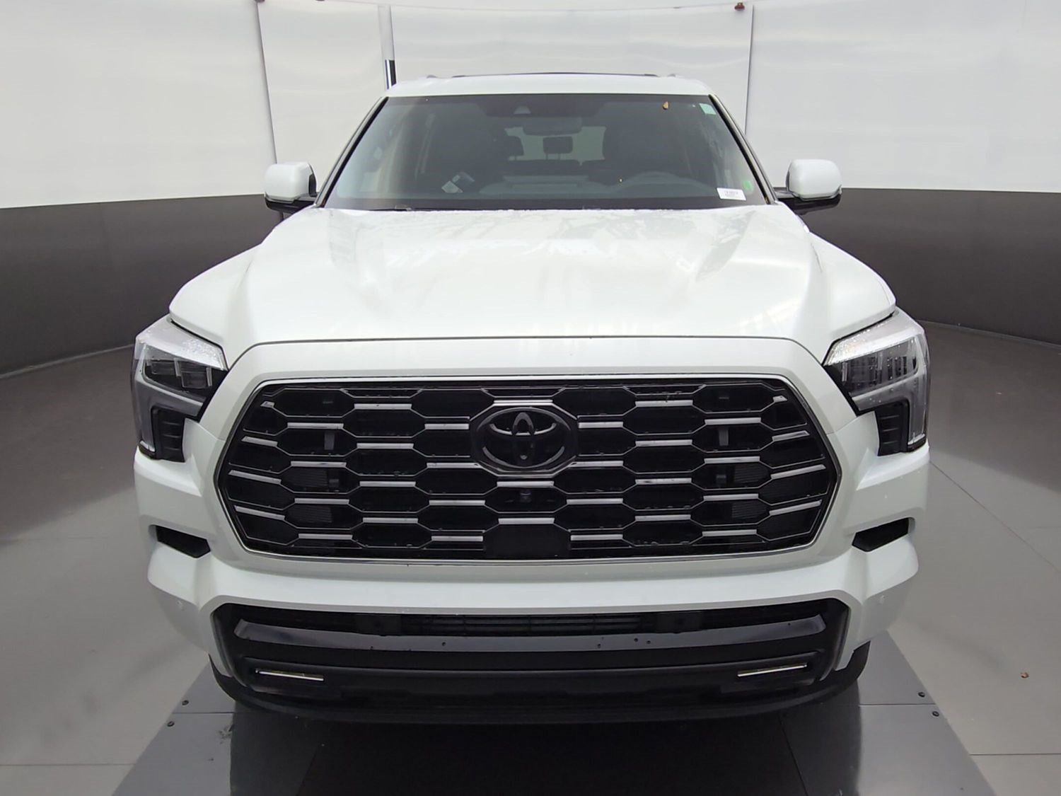 New 2026 Toyota Sequoia Platinum AWD/4WD image 2
